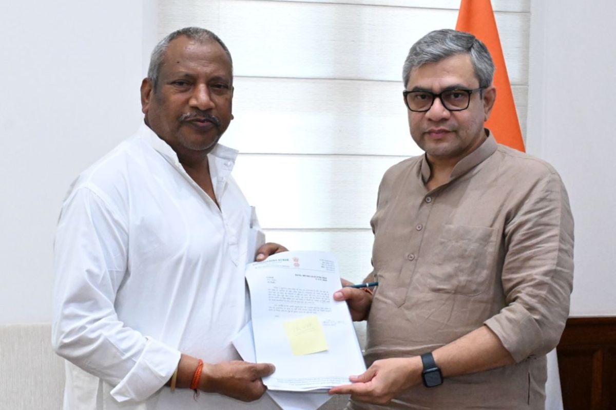 राजगीर, बिहारशरीफ और नालंदा के यात्रियों के लिए खुशखबरी, श्रावणी मेले में चलेगी स्पेशल ट्रेन, सांसद कौशलेंद्र कुमार की मांग रंग लाई