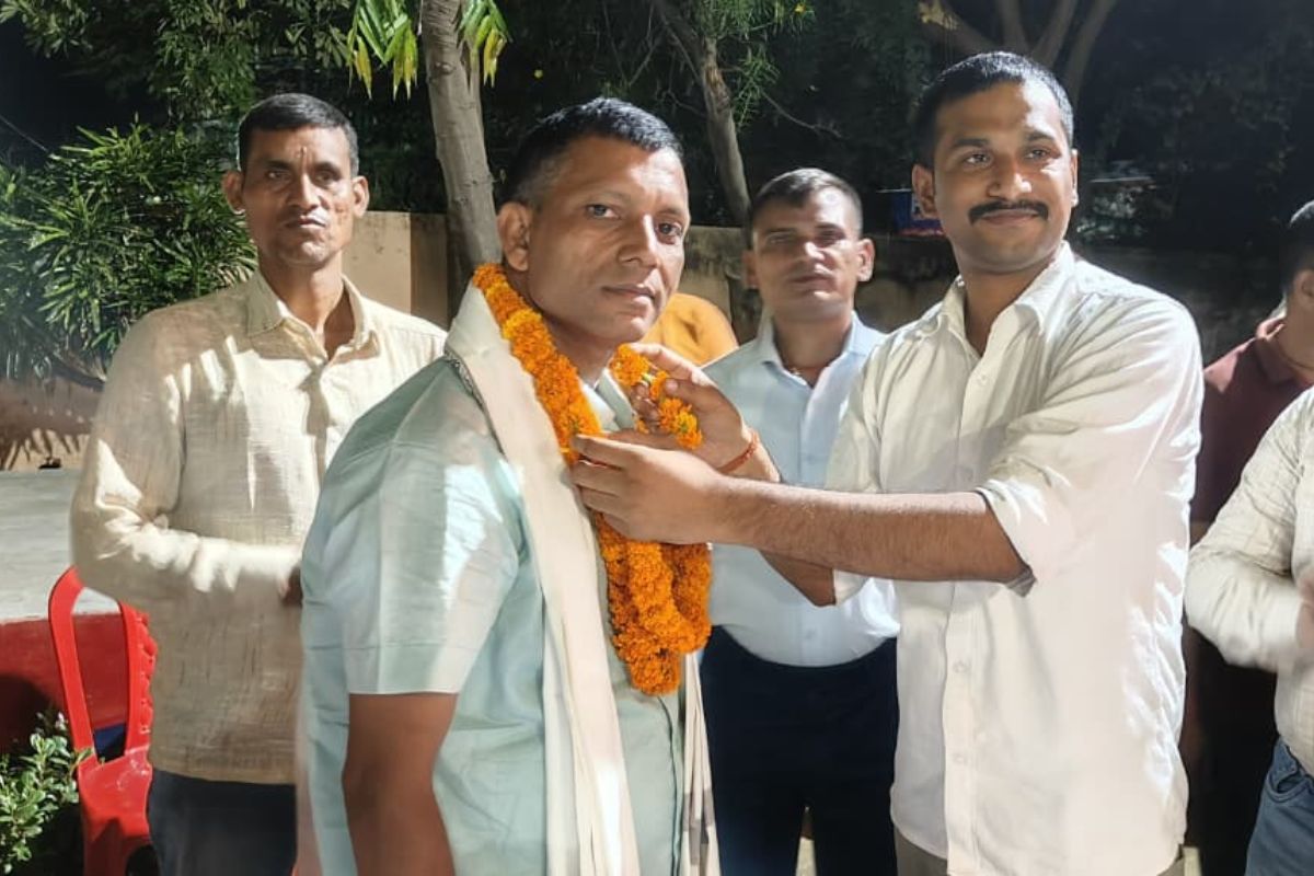 नालंदा के बिंद थाना से एसएसजी पहुंचे सरोज कुमार, पुलिसकर्मियों ने दी भावभीनी विदाई