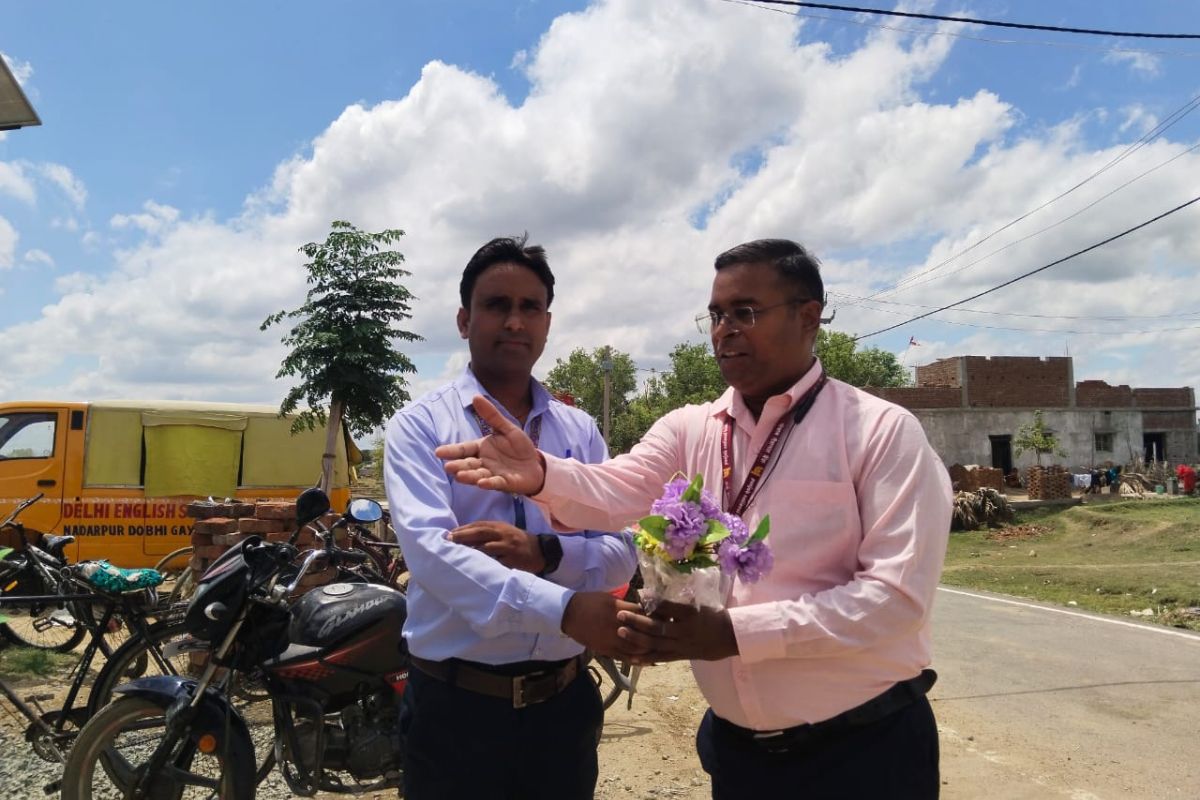 नदरपुर के देल्ही इंग्लिश स्कूल में स्मार्ट क्लास शुरू, तकनीकी रूप से सशक्त होंगे छात्र