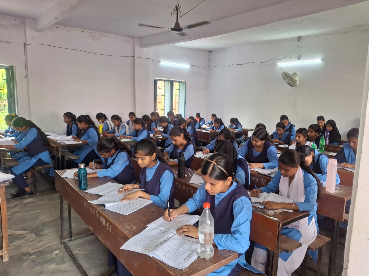 छात्रों पर मंडराया बोर्ड परीक्षा से बाहर होने का खतरा, सीवान में बिना U-DISE+ और APAAR ID का नहीं होगा रजिस्ट्रेशन