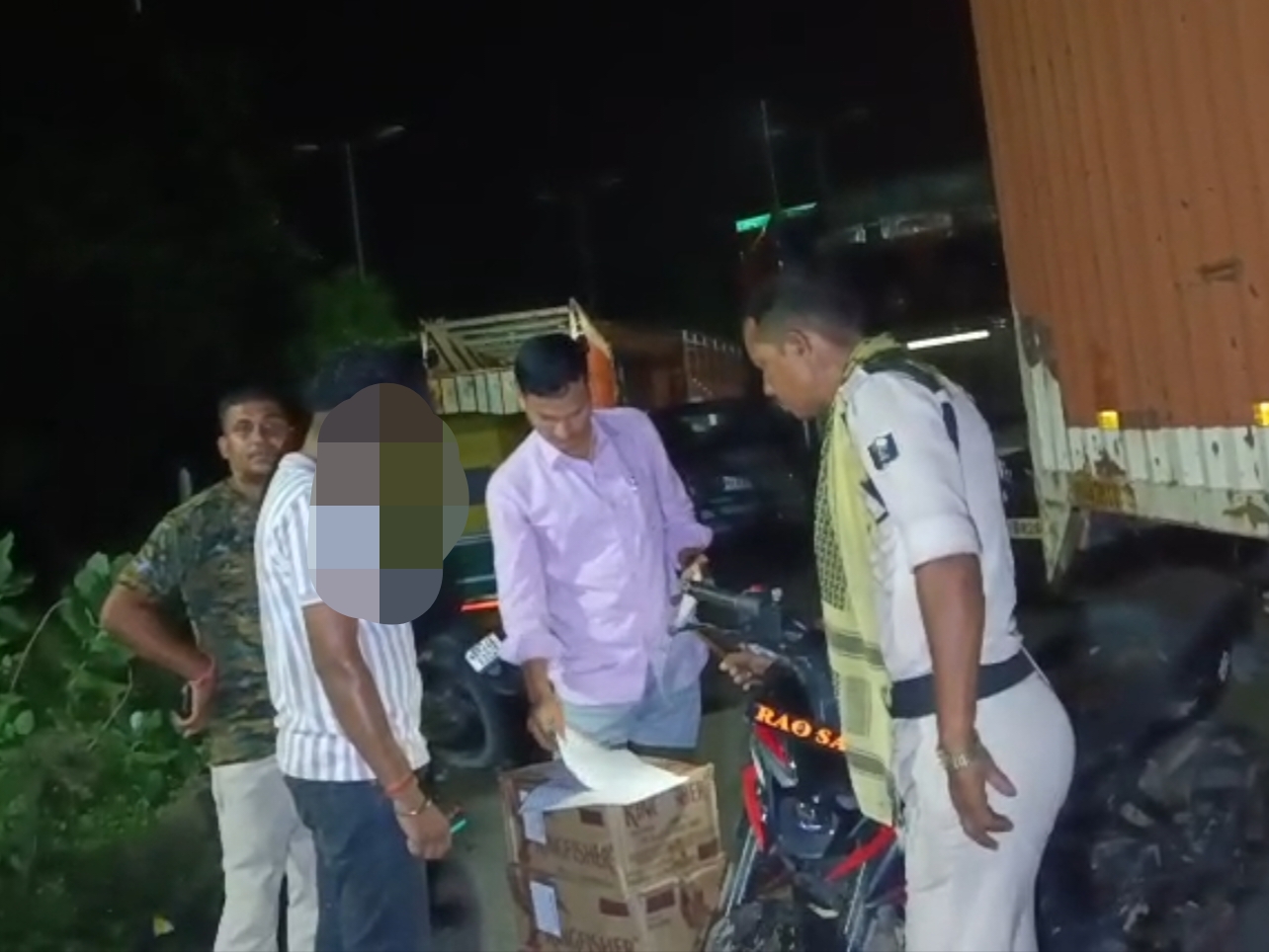 कैमूर में 48 लीटर बीयर के साथ नाबालिग गिरफ्तार, उत्पाद विभाग की छापेमारी; तस्करी के बड़े नेटवर्क की जांच शुरू