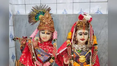 पूर्णिया के इस मंदिर में एक साथ विराजते हैं राधा-कृष्ण और भगवान शिव, गुरुवार को उमड़ती है श्रद्धालुओं की भीड़