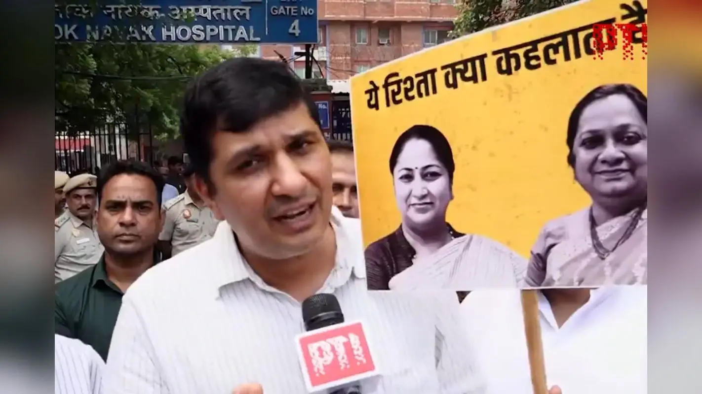AAP ने BJP पर साधा निशाना, सौरभ बोले- दिल्ली में 650 करोड़ का हुआ हेल्थ घोटाला