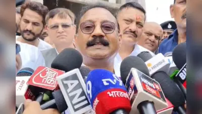 भरत तिवारी के गांव पहुंचे मंत्री अशोक चौधरी, बोले- एनकाउंटर गलत था, CM को बताऊंगा पूरी बात