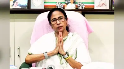 ममता बनर्जी ने चुनाव आयोग को फिर लिखी चिट्ठी, कहा- तृणमूल के बागियों को न दें और समय, जांच करें तेज