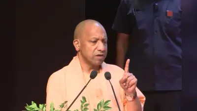 वाराणसी से CM योगी करेंगे शिक्षक कैशलेस चिकित्सा योजना की शुरुआत, देशभर में मिलेगा इलाज का लाभ