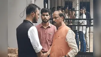 जमशेदपुर के हिमांशु हत्याकांड पर पूर्व सीएम का सरकार पर हमला, पीड़ित परिवार से की मुलाकात