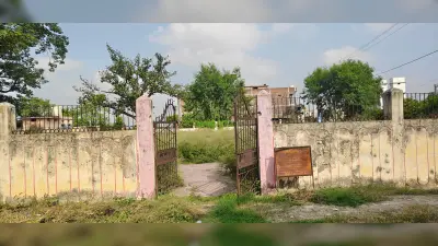 सारण में 13.56 लाख से बना चिल्ड्रन पार्क बदहाल, झाड़ियों में तब्दील हुआ परिसर, छात्र-छात्राओं ने उठाए सवाल