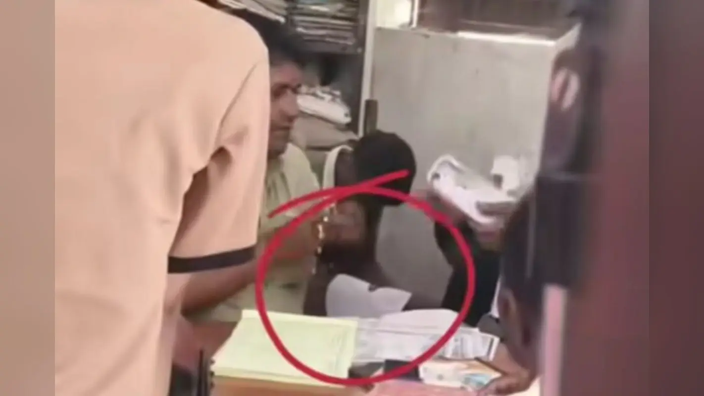 गया जी : टीसी देने के नाम पर अवैध वसूली का आरोप, वीडियो हुआ वायरल, जांच में जुटा स्कूल प्रशासन