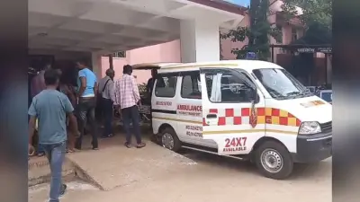 गुमला में स्वास्थ्य व्यवस्था फेल: समय पर एंबुलेंस न मिलने से 2 घरों के बुझे चिराग, दोनों घंटों तड़पते रहे