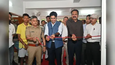 डीसी और एसपी ने लोहरदगा में किया नये इंडोर स्टेडियम का लोकार्पण, खिलाड़ियों को मिलेंगी आधुनिक सुविधाएं