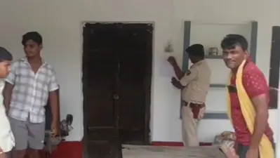 कैमूर में फरार आरोपितों पर पुलिस का शिकंजा, 9 इस्तेहार, एक कुर्की वारंट और दो शराबियों को किया गिरफ्तार