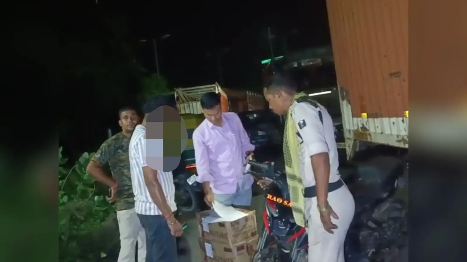 कैमूर में 48 लीटर बीयर के साथ नाबालिग गिरफ्तार, उत्पाद विभाग की छापेमारी; तस्करी के बड़े नेटवर्क की जांच शुरू