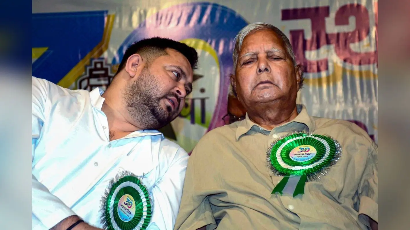 RJD के 30वें स्थापना दिवस पर लालू यादव बोले- BJP तानाशाही के बल पर देश को पीछे धकेल रही, कार्यकर्ताओं को दिया यह टास्क