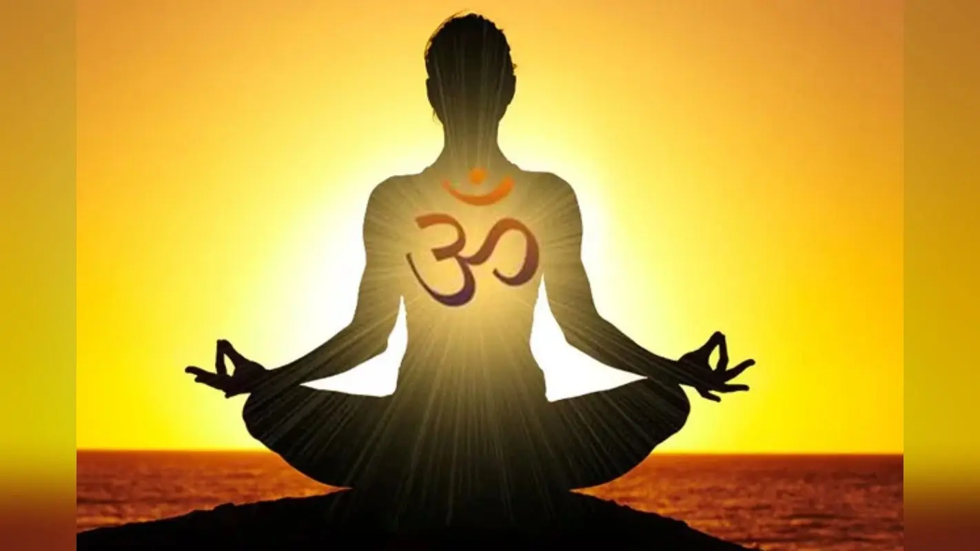 मंत्रोच्चार क्यों किया जाता है? जानिए मंत्र जाप का वैज्ञानिक, आध्यात्मिक और वैदिक रहस्य
