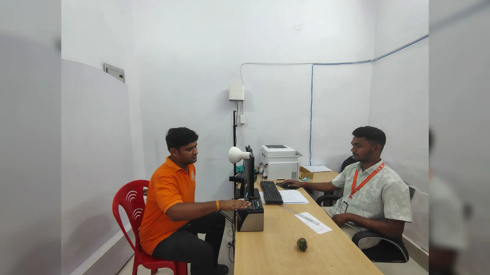 बक्सर प्रधान डाकघर में शुरू हुआ नया आधार केंद्र, अब 12 घंटे मिलेंगी सेवाएं; युवाओं को मिलेगा रोजगार का मौका