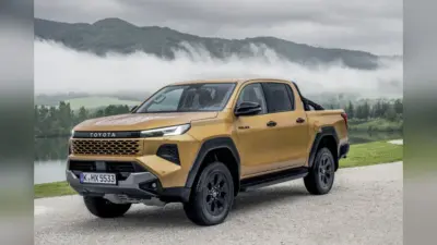 और दमदार होकर आ रही Toyota Hilux, ADAS और 360-डिग्री कैमरा के साथ पहले से ज्यादा हाईटेक होगा केबिन