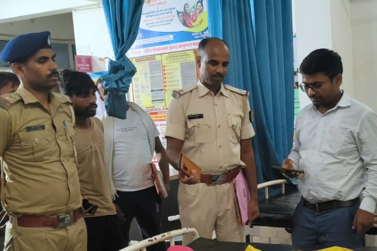 नवादा : घर से खेलने निकले 7 साल के बच्चे की निर्मम हत्या, आंखें भी फोड़ीं