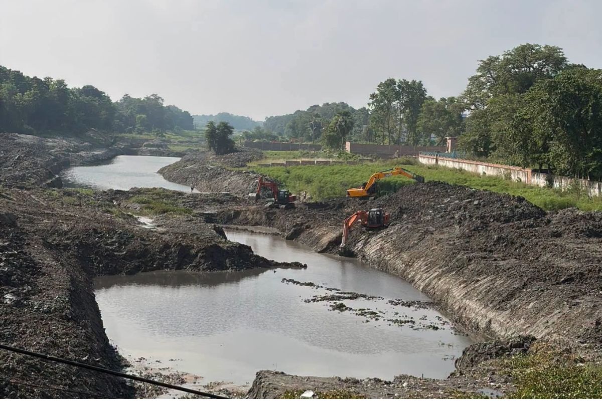 बेगूसराय : कभी मंसूरचक की जीवनरेखा थी बलान नदी, आज खुद अस्तित्व बचाने के लिए कर रही संघर्ष, बढ़ा जल संकट