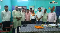 39 वर्षों की शिक्षकीय सेवा पूरी कर सेवानिवृत्त हुए केशव कुमार सिंह, विद्यालय परिवार ने दी सम्मानपूर्ण विदाई