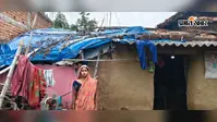 पलामू : आवास के लिए भटकती रही सुनिता, छप्पर पर प्लास्टिक डालकर रहने को है विवश