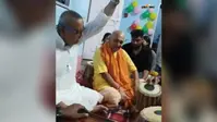 संगीत गुरु पंडित कौशल किशोर दुबे के आवास पर 'गुरु पूर्णिमा' पर भव्य शास्त्रीय संगीत गोष्ठी आयोजित