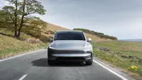 Tesla Model Y की टेस्ट ड्राइव शुरू, अब कार में मिलेगा Grok AI का सपोर्ट, हिंदी समेत कई भाषाओं में कर सकेंगे बात