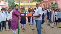 स्वतंत्रता दिवस से पहले शिवहर के स्कूल में तिरंगे के सम्मान का विशेष प्रशिक्षण, छात्रों ने सीखे ध्वजारोहण के नियम
