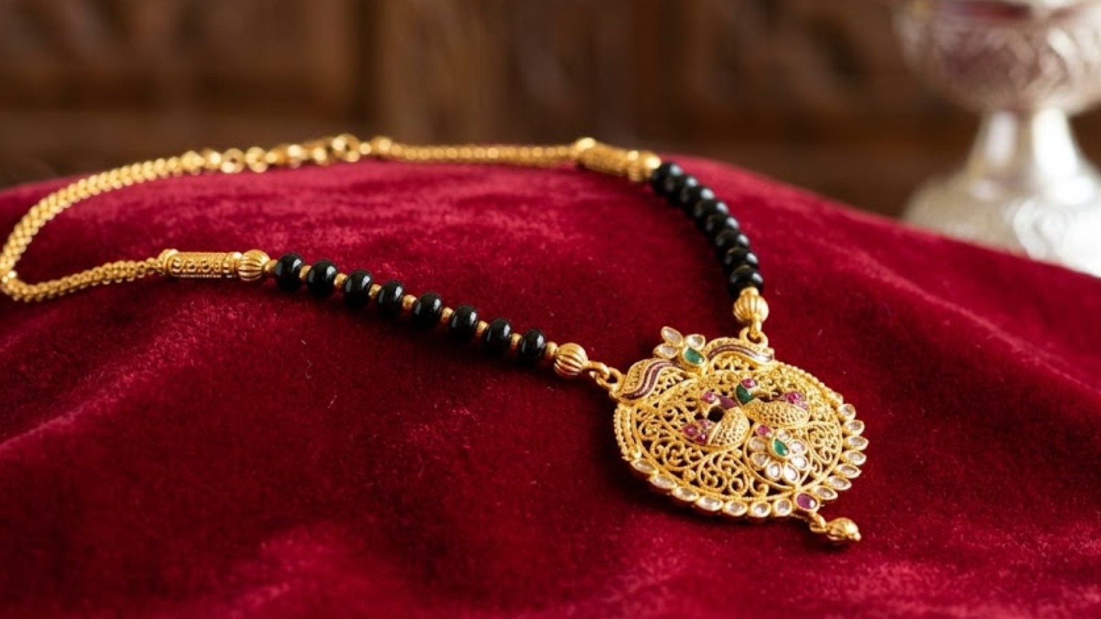 Gold Mangalsutra Pendant Design, PC -AI
