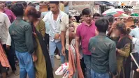 पटना: मसौढ़ी सब्जी मंडी में शादीशुदा युवक ने नाबालिग के मांग में डाला सिंदूर,आधे घंटे तक हंगामा