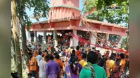 Raxaul News: नेपाल के दुधेश्वरनाथ महादेव भाठा धाम में सावन मेले में उमड़ी श्रद्धालुओं की भीड़