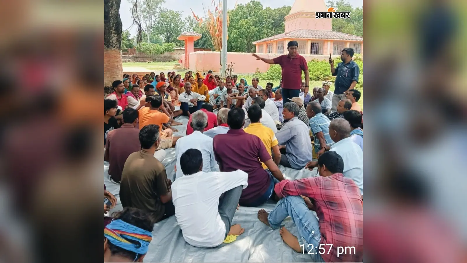 चानो में आयोजित आमसभा में ग्रामीणों को संबोधित करते सीताराम सिंह. | Prabhat Khabar Network चानो में आयोजित आमसभा में ग्रामीणों को संबोधित करते सीताराम सिंह. | Prabhat Khabar Network