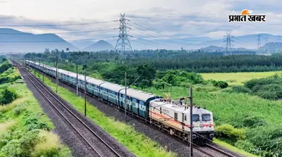 गया जी : डीडीयू मंडल ने फिर रचा इतिहास, 150 मेल-एक्सप्रेस ट्रेनें समय पर चलाकर देश में पाया पहला स्थान