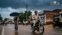 सावन की पहली सोमवारी से पूर्व मौसम ने ली करवट, रिमझिम बारिश के बीच मंदिरों में तैयारियां पूरी
