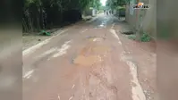 ठाकुरगंज की जामनीगुड़ी-तबल भिट्ठा सड़क बनी 'तालाब', DLP अवधि में होने के बावजूद विभागीय लापरवाही पर ग्रामीणों में आक्रोश