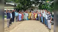 चक्रधरपुर में उधार के पैसों से बच्चों को खिलाया जा रहा मिड डे मील