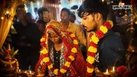 गोंडा में अनोखी शादी! 100 रुपये के स्टांप पेपर पर लिखी अपनी प्रेम कहानी, ग्रामीणों ने पड़ोसी लड़की से कराया विवाह