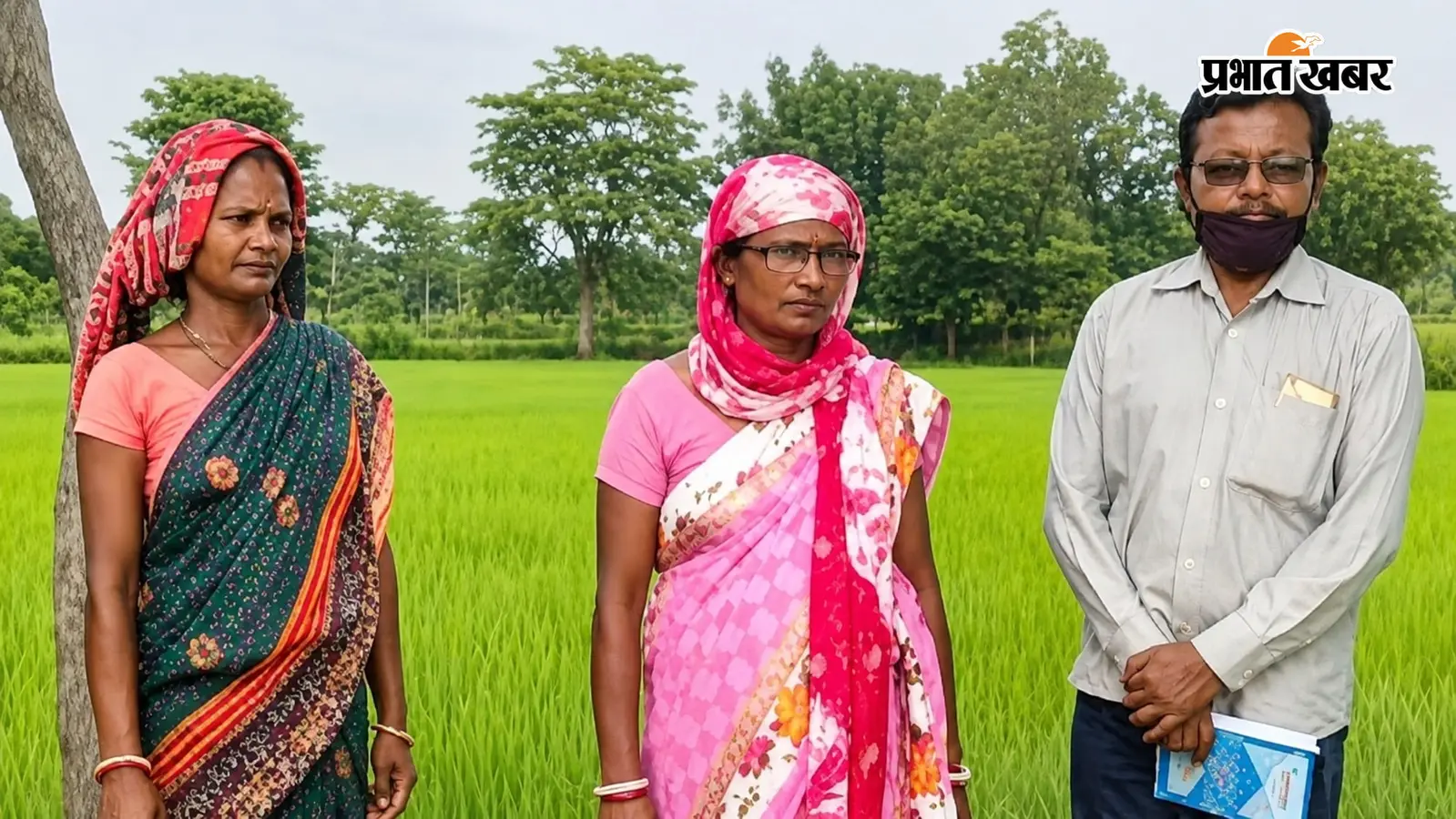 चक्रधरपुर के सिमिदीरी गांव की प्रगतिशील महिला किसान पदमा महतो (बीच में). फोटो: प्रभात खबर चक्रधरपुर के सिमिदीरी गांव की प्रगतिशील महिला किसान पदमा महतो (बीच में). फोटो: प्रभात खबर