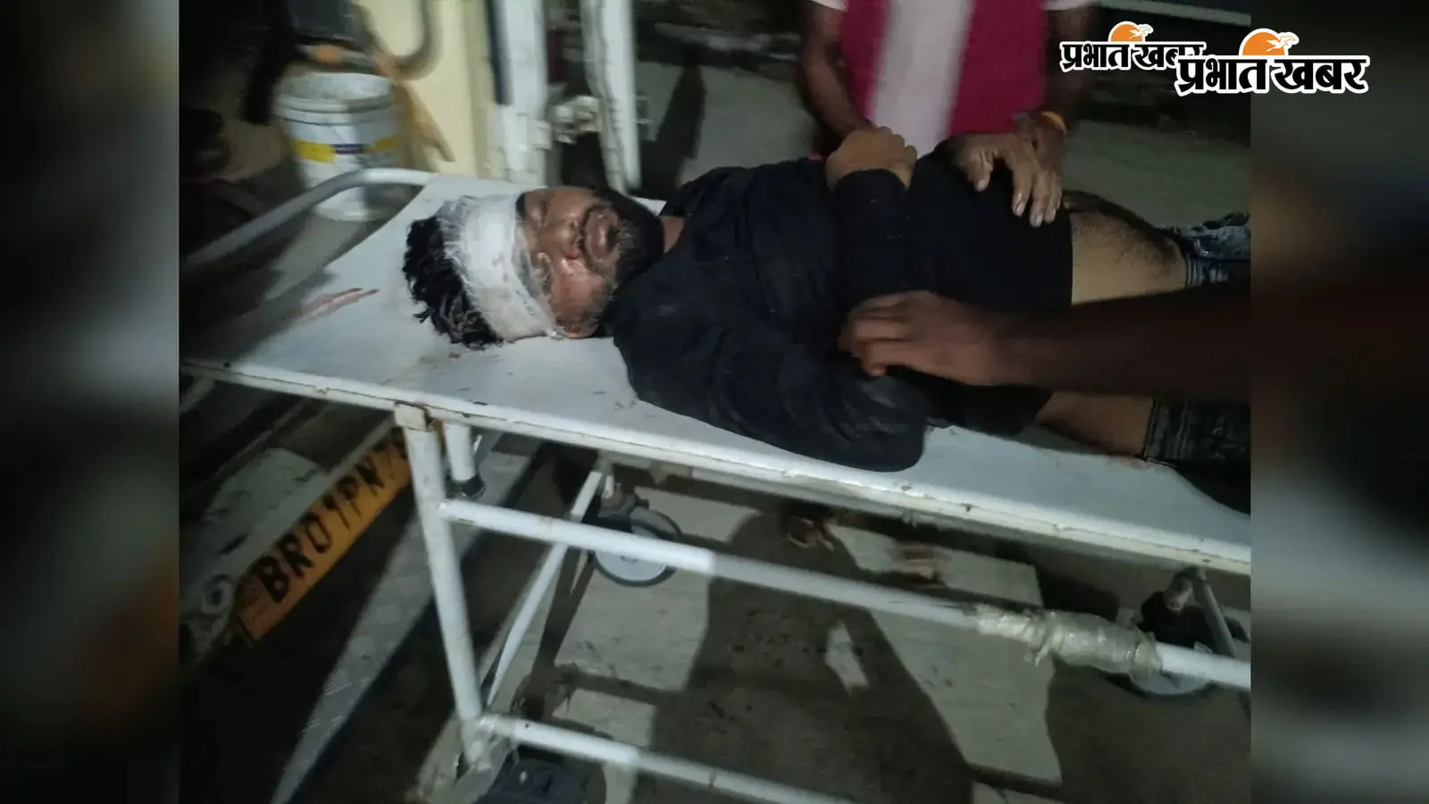 घायल युवक की तस्वीर घायल युवक की तस्वीर