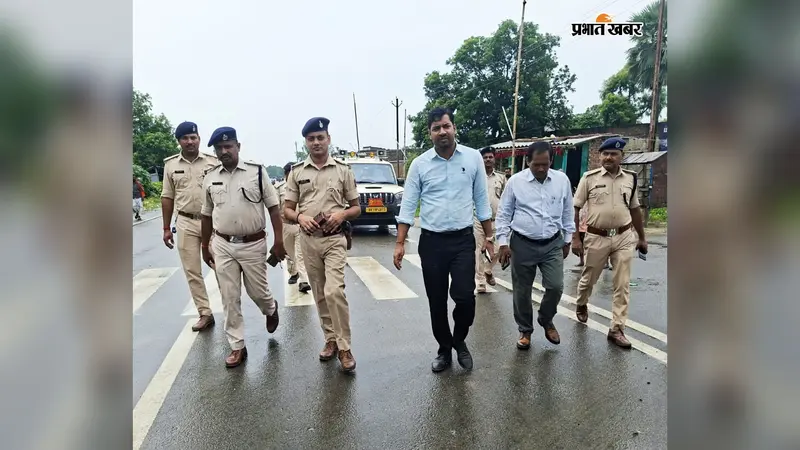 कांवरियों की सुरक्षा के लिए सहरसा प्रशासन सतर्क, SDM आलोक राय ने किया मार्ग निरीक्षण