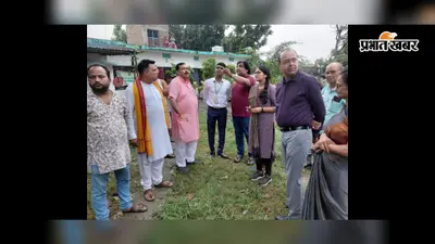 सीवान: भगवानपुर बाजार पहुंचे डीएम विवेक रंजन मैत्रेय, ओवरस्पीड और नाबालिग चालकों पर कार्रवाई के निर्देश