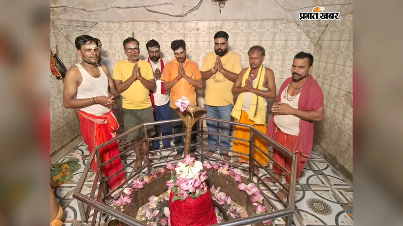 बाबा मटेश्वर धाम में श्रावणी मेला की 21वीं वर्षगांठ पर उमड़ी आस्था, भजन संध्या में देर रात तक गूंजा ‘बोल बम’