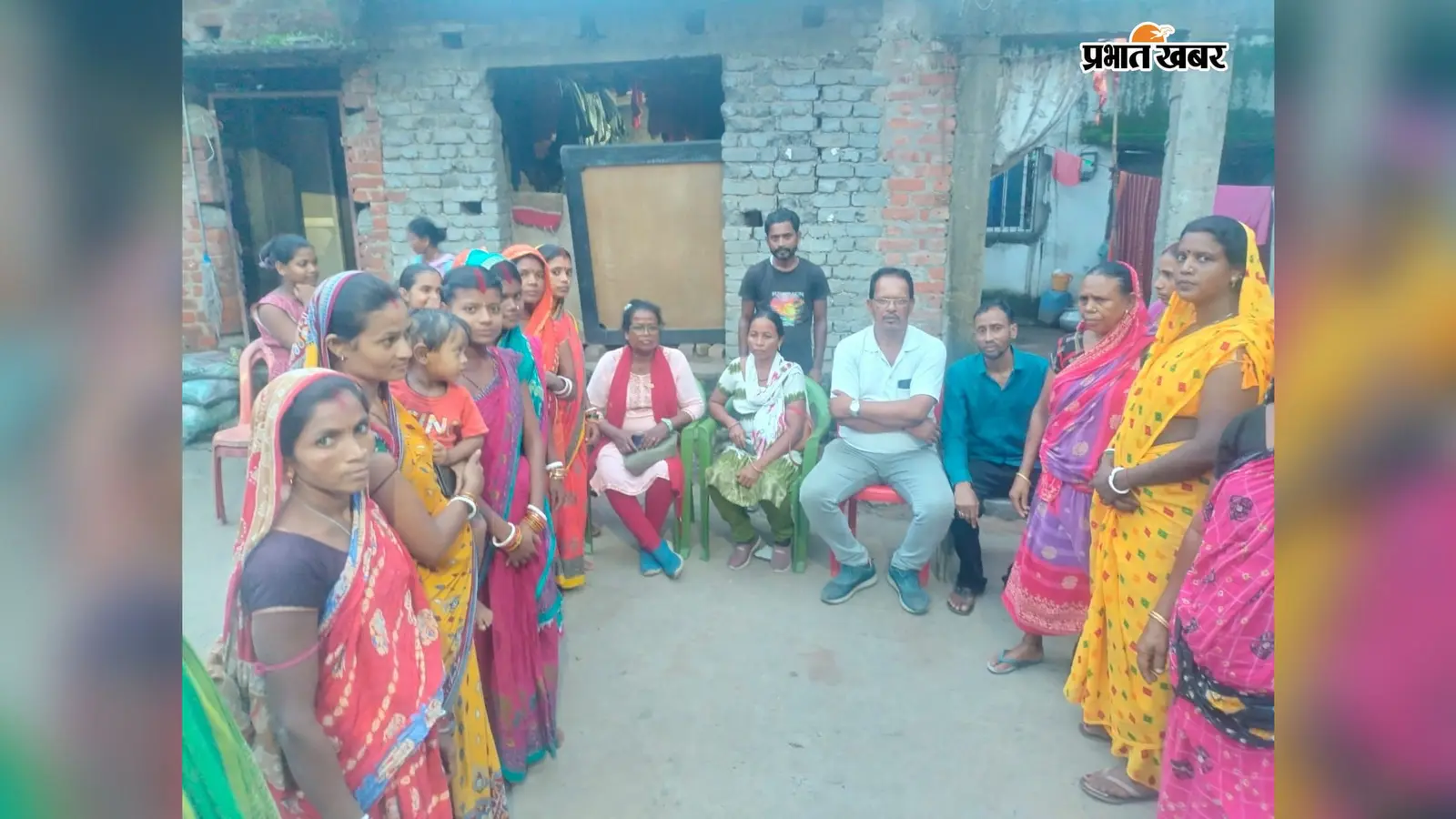 जोहार यात्रा को सफल बनाने में जुटी महिलाएं | Prabhat Khabar Network जोहार यात्रा को सफल बनाने में जुटी महिलाएं | Prabhat Khabar Network