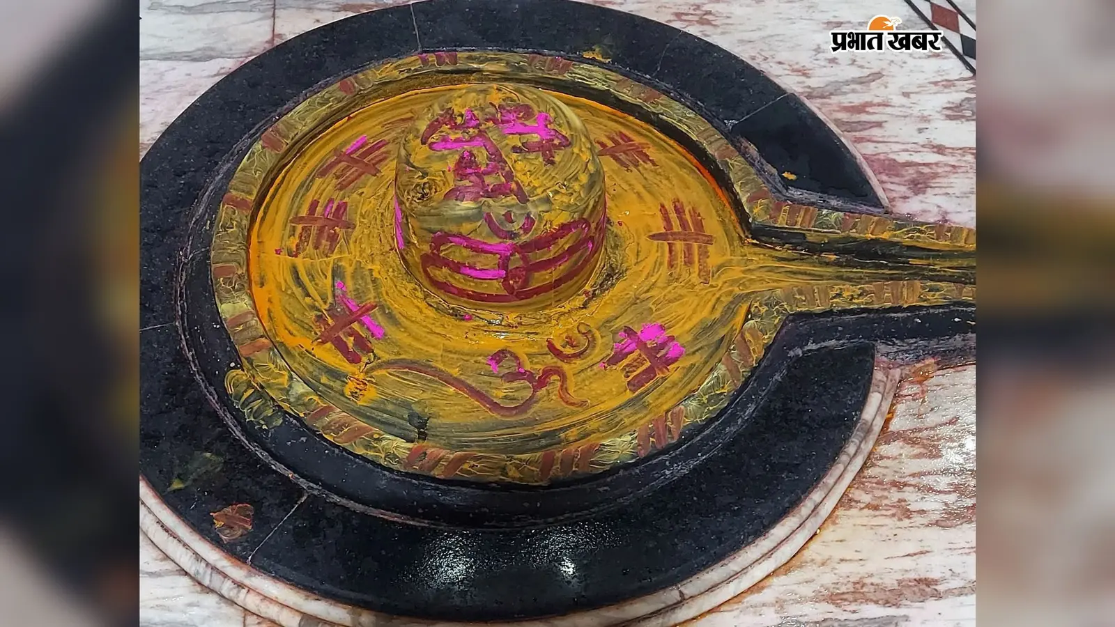 फोटो 1 मंदिर में स्थापित कामना लिंग 2 पूजा अर्चना करते हुए तत्कालीन उप मुख्यमंत्री सम्राट चौधरी एवं मंत्री श्रेयसी सिंह.(फाईल फोटो) | Prabhat Khabar Network फोटो 1 मंदिर में स्थापित कामना लिंग 2 पूजा अर्चना करते हुए तत्कालीन उप मुख्यमंत्री सम्राट चौधरी एवं मंत्री श्रेयसी सिंह.(फाईल फोटो) | Prabhat Khabar Network