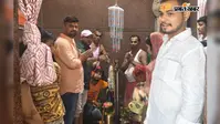 सारण : हर-हर महादेव के जयघोष से गूंजा परसा, पहली सोमवारी पर शिवालयों में उमड़ी शिव भक्तों की भीड़
