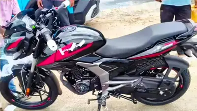 लॉन्च से पहले डीलरशिप पर दिखी नई Bajaj Pulsar 125, पहले से ज्यादा स्टाइलिश लुक में आई नजर