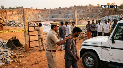 अवैध हथियार की सूचना पर पहुंची पुलिस टीम पर पथराव, 17 लोगों पर मामला दर्ज