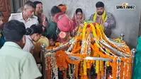 सारण : 16 किमी पैदल गंगाजल लेकर पहुंचे शिवभक्त, पहली सोमवारी पर तरैया के शिवालयों में उमड़ी आस्था