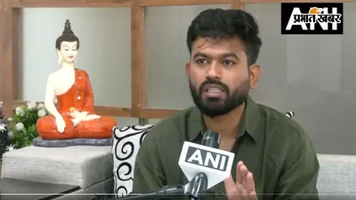 ‘जो गांधी के हत्यारे हैं, उन्हें हमें एंटी नेशनल कहने का कोई अधिकार नहीं,’ अभिजीत दीपके का RSS पर हमला