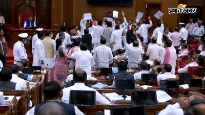 UP विधान परिषद में 'चंदा चोर, गद्दी छोड़' के गूंजे नारे, राम मंदिर दान विवाद पर सरकार-विपक्ष आमने-सामने